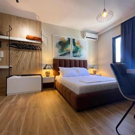 Flori Apartments Sarandë Exteriör bild